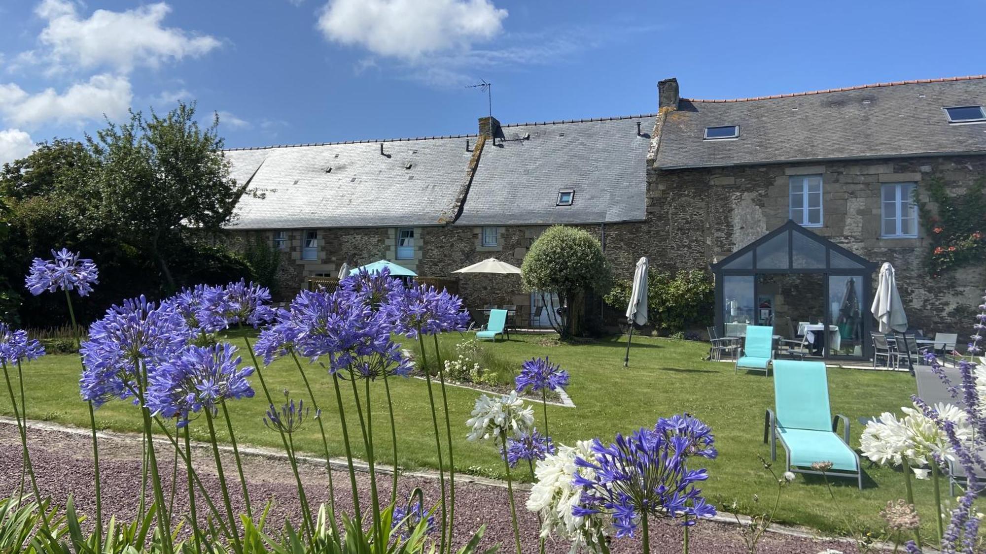 La Metairie-Du-Vauhariot - Vue Mer Et Mont Saint Michel - Piscine Chauffee - Acces Gr34 Cancale Exteriör bild